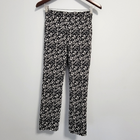 Studio Point Floral Cropped Pant - Size US S - Picture 1 of 5